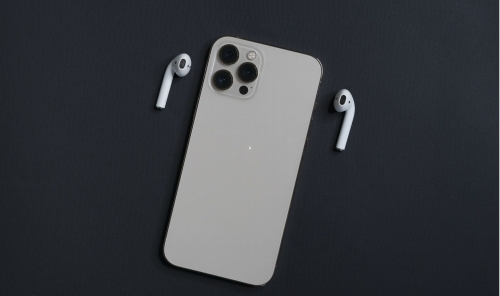 Apple Urges iPhone Users to Update Immediately as iOS 18.4.1 Patches Active Security Threats