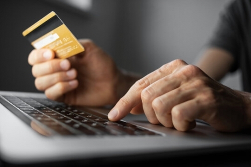 Fraudster used stolen cards for taxes and crypto