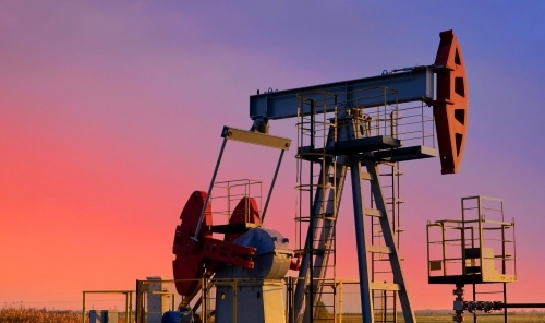 Global Oil Markets at Risk Amid Israel-Iran Tensions, Says Russian Analyst