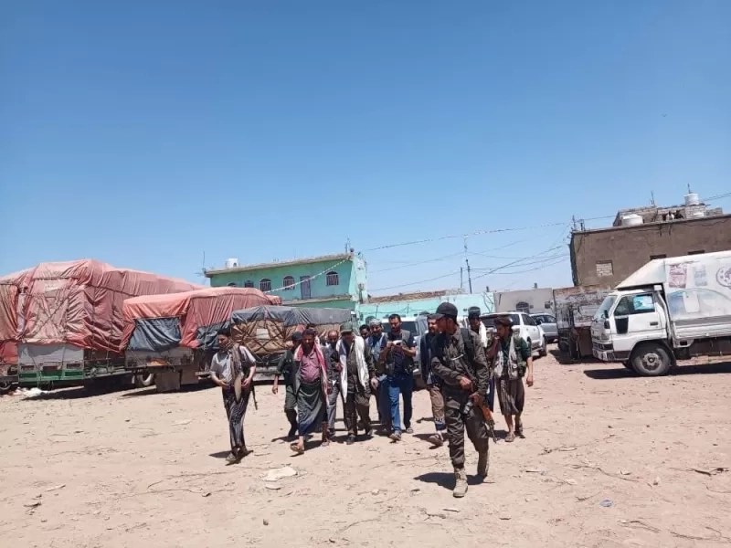 من الراهدة إلى ثرة.. الحوثي يكرس "دولة الجبايات" من بوابة فتح الطرقات المغلقة