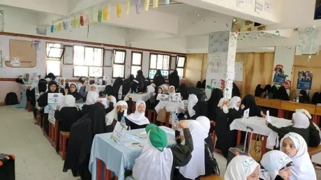 بين التحلل والانحراف.. كيف تركت "الشرعية" الساحة للفكر الحوثي المتطرف؟