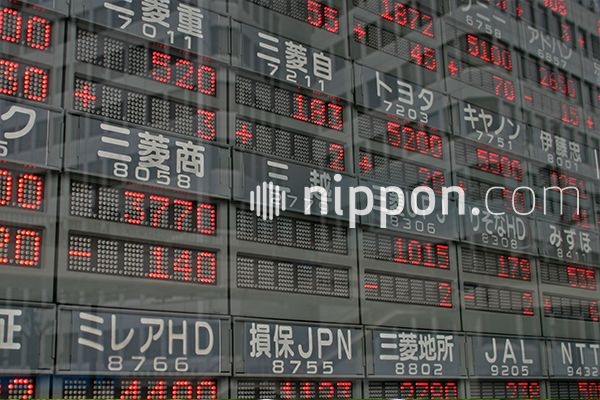 Global Sales at 8 Japanese Automakers Rise 3.8 Pct in April