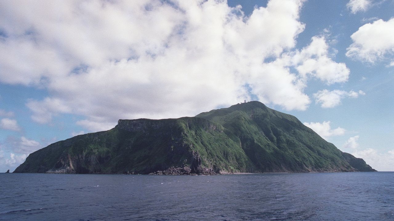 A Month with More than 2,000 Earthquakes in Japan's Southern Tokara Islands