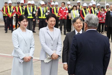 Emperor's Family Visits Okinawa to Mourn WWII Victims