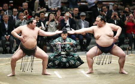 Sumo Association to Mark 100th Year with Ancient Ceremony