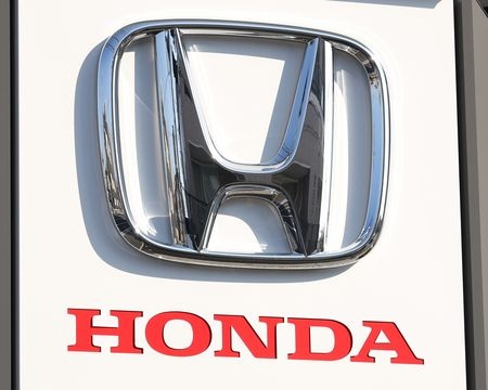 Honda Raises Earnings Forecast on Smaller U.S. Tariff Impact