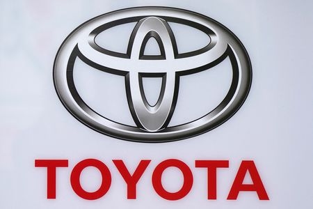 Toyota Cuts Full-Year Profit Forecasts on Trump Tariffs
