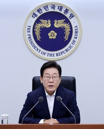 S. Korea Pres. Seeks Deeper Ties with Japan in Liberation Day Address