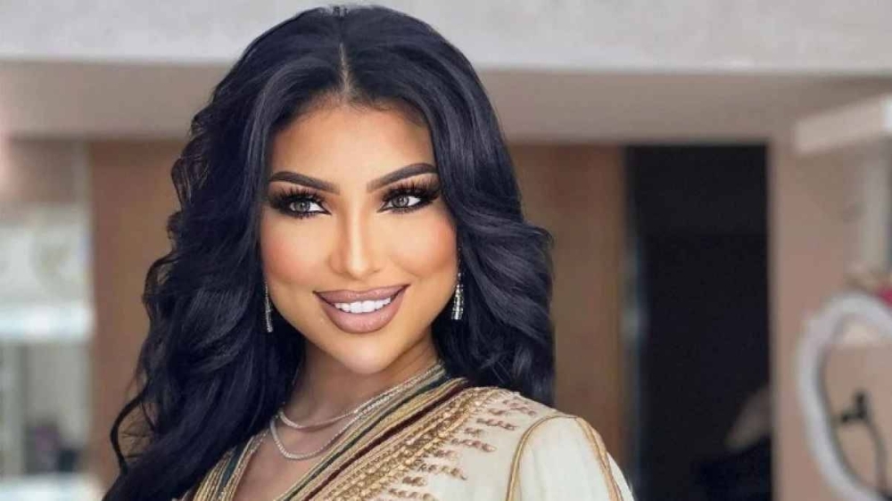 في أول ظهور بعد السجن .. دنيا بطمة تحيي حفل زفاف