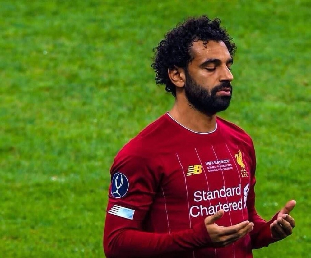 أسطورة اليونايتد يرفض وصف «صلاح» بالأفضل في البريميرليغ