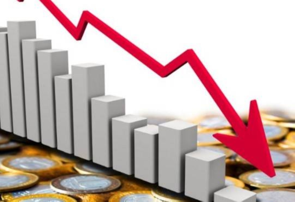 التوترات التجارية وتباطؤ النمو يعيدان شبح الركود عالمياً