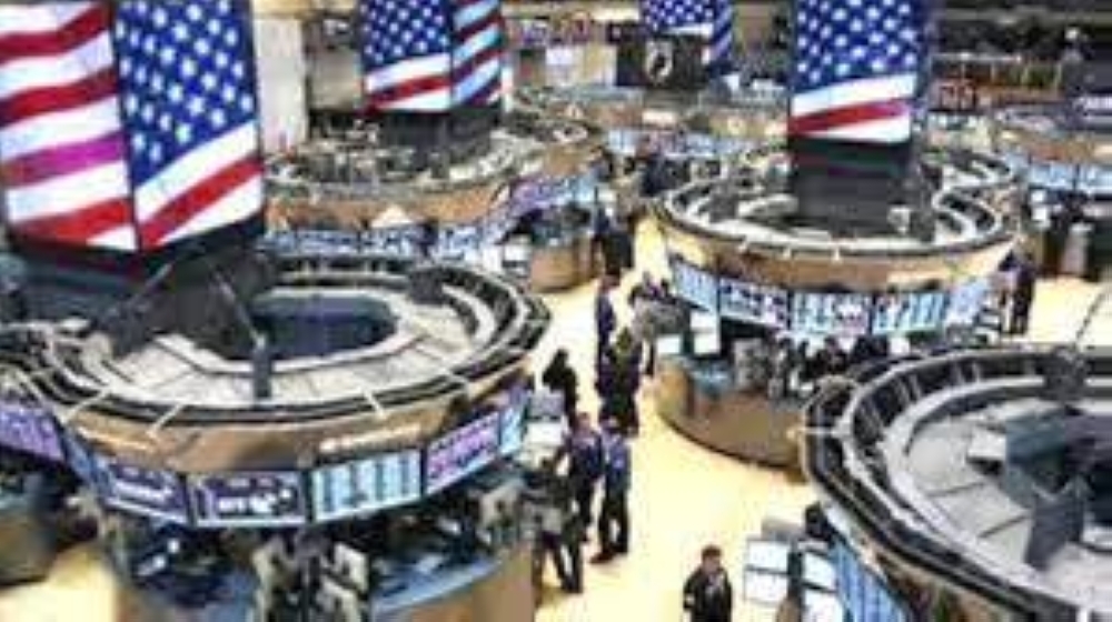 بضغوط بيع حادة.. «الخوف في وول ستريت» يتخطى 14%