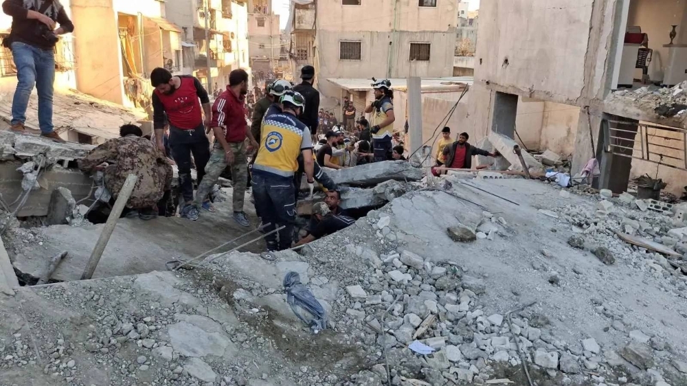 بينهم 5 نساء و5 أطفال.. 16 قتيلا في انفجار اللاذقية
