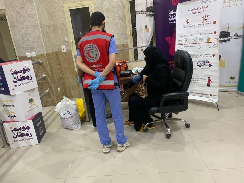 ‎«هلال نجران» يشارك في استقبال المعتمرين اليمنيين عبر منفذ الوديعة