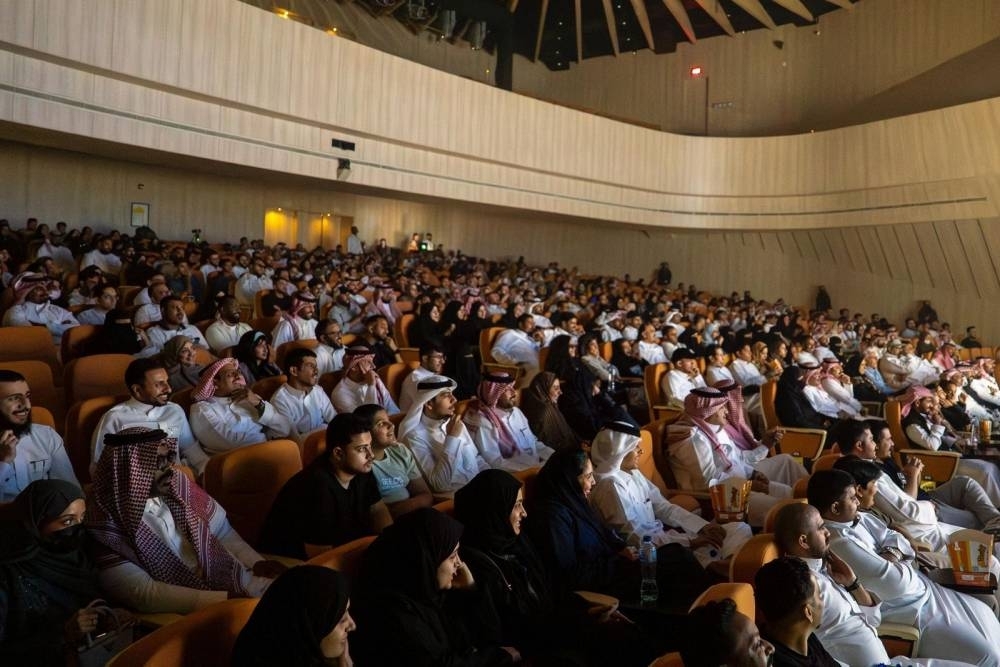 «الترفيه» تعايد جماهيرها في الرياض وجدة والدمام بـ «عروض مسرحية»