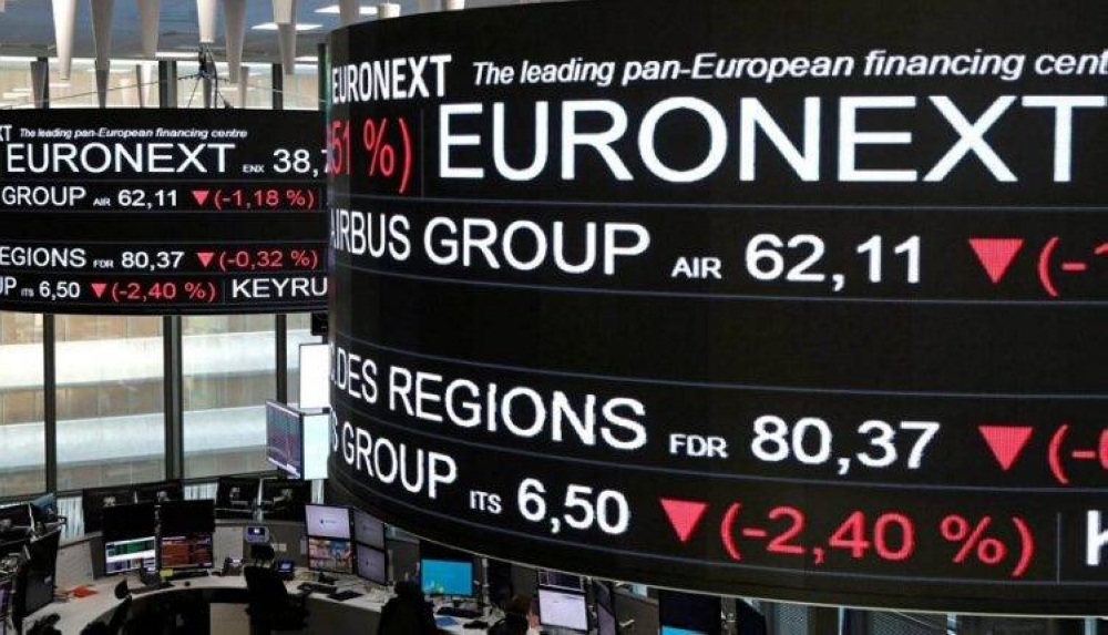 القطاع المصرفي يدفع أسهم أوروبا للتراجع 4.5%