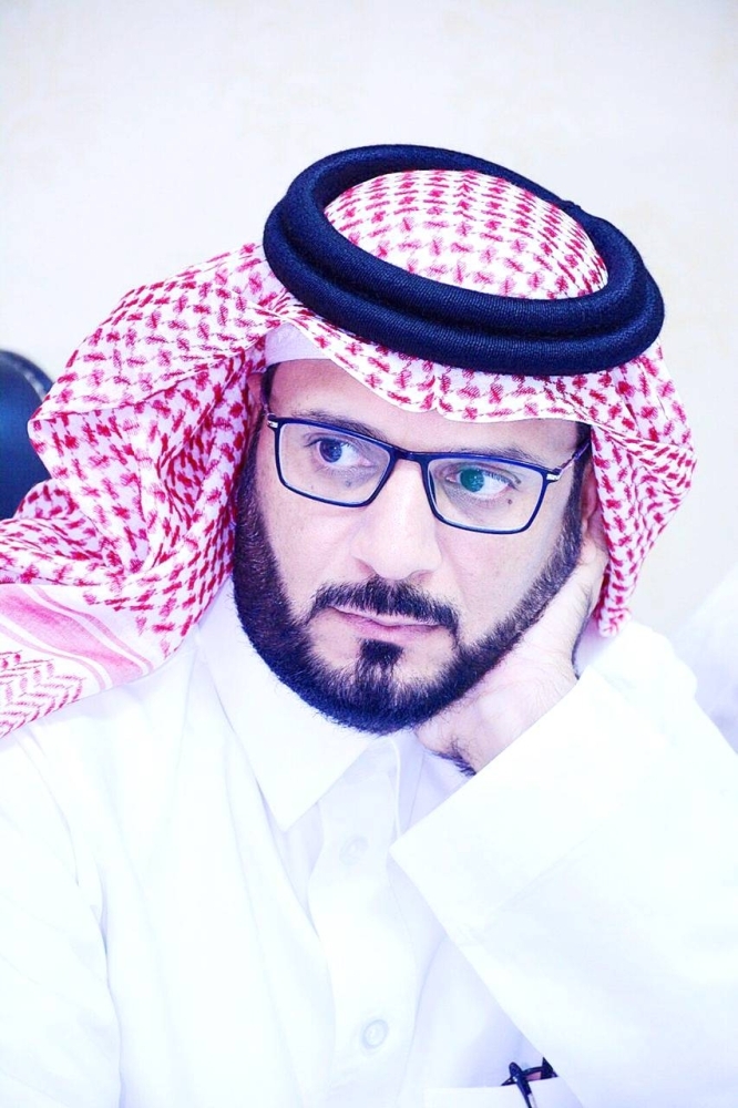 بين الواقعية الرمزية والتجريد اللوني.. قراءة في لوحة مهدي عقيلي