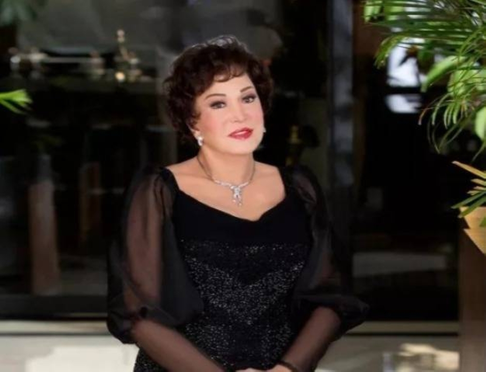 تقديراً لمشوارها السينمائي.. «أسوان الدولي» يكرم لبلبة بجائزة إيزيس للإنجاز