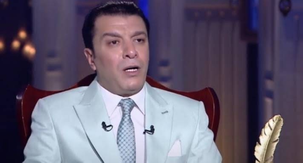 وصفهم بمروّجي الإسفاف والانحطاط.. مصطفى كامل يتوعد مَن؟