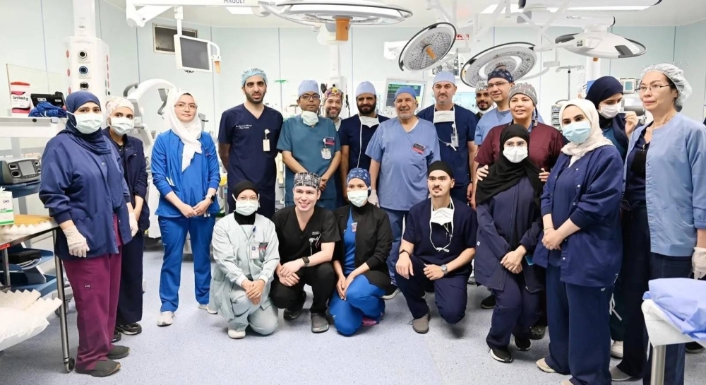 بعد جراحة استغرقت 8 ساعات.. نجاح عملية فصل التوأم الطفيلي المصري