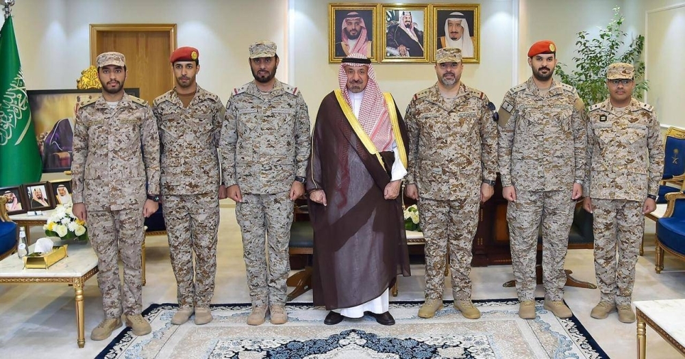 ‏⁧‫أمير نجران‬⁩ يستقبل قائد مجموعة الدفاع الجوي الرابعة بالمنطقة الجنوبية