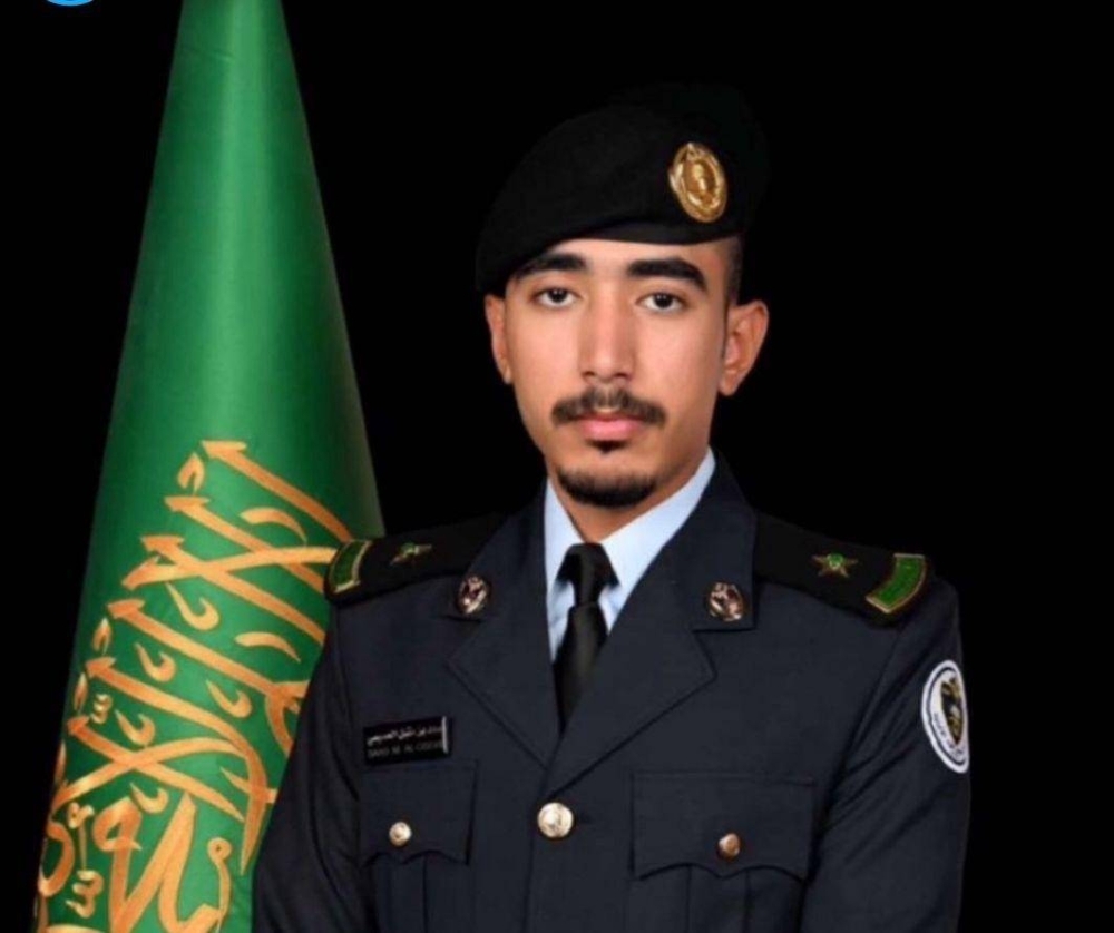 العصيمي يحتفل بتخرج ابنه سعد ملازماً
