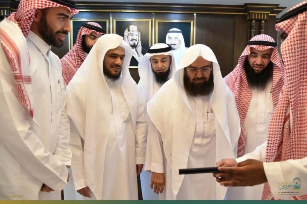 السديس يطلق النسخة التجريبية لأكبر مشروع للذكاء الاصطناعي في المسجد النبوي