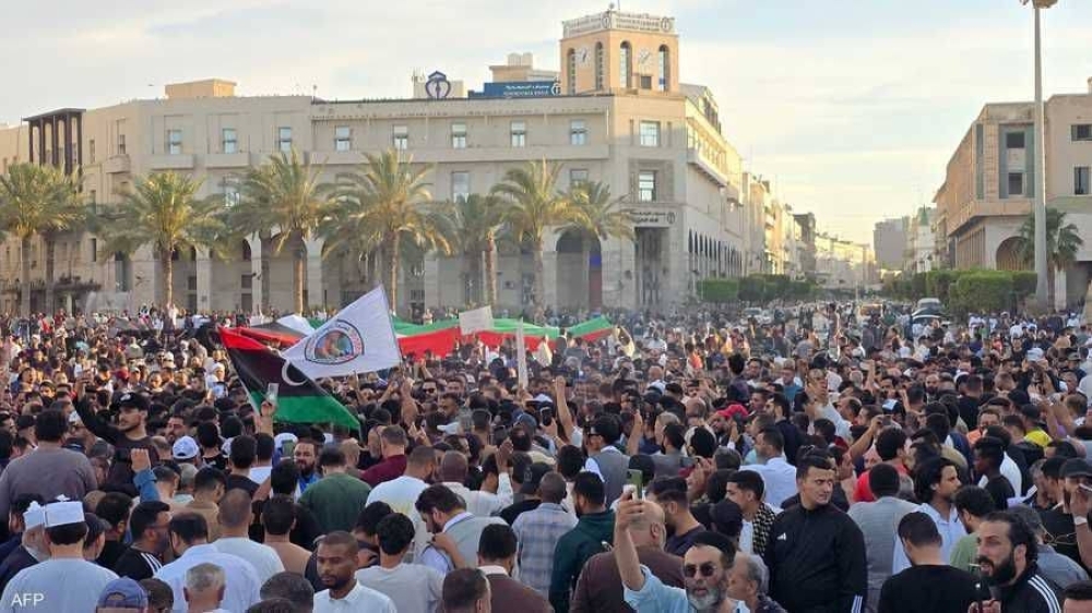 ليبيا على مفترق طرق.. مظاهرات حاشدة ومطالبات بحكومة مؤقتة خلال 48 ساعة