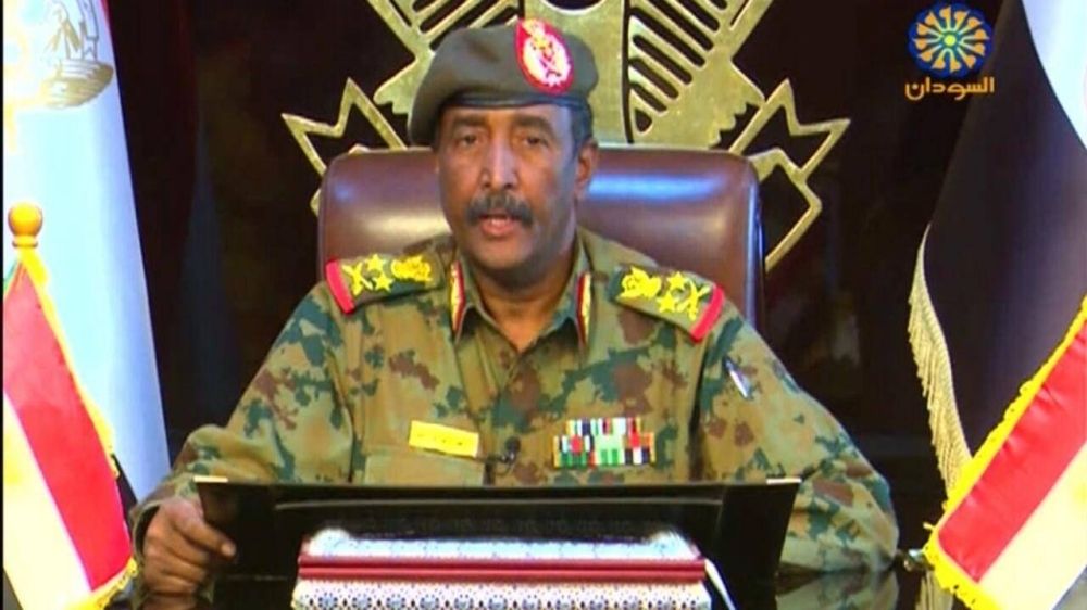 البرهان يعيّن كامل إدريس رئيساً لوزراء السودان