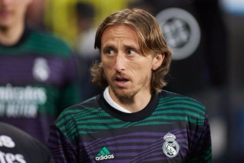 ألونسو يطلب بقاء مودريتش في الريال!