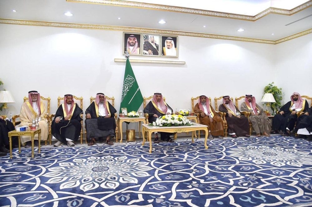 أمير نجران يستقبل مشايخ محافظة شرورة