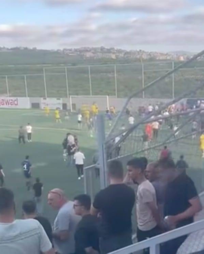 طعنة سكين تهز الكرة اللبنانية.. اعتداء مروع على لاعب