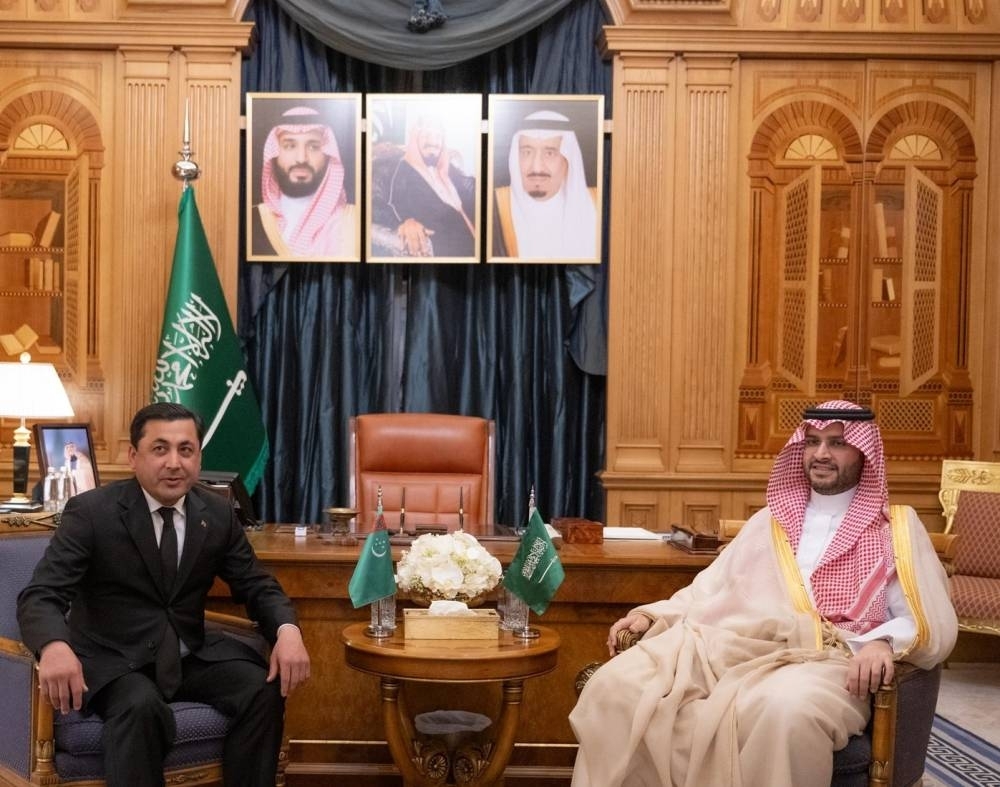 تركي بن محمد بن فهد يستعرض مع نائب رئيس مجلس الوزراء في تركمانستان العلاقات الثنائية