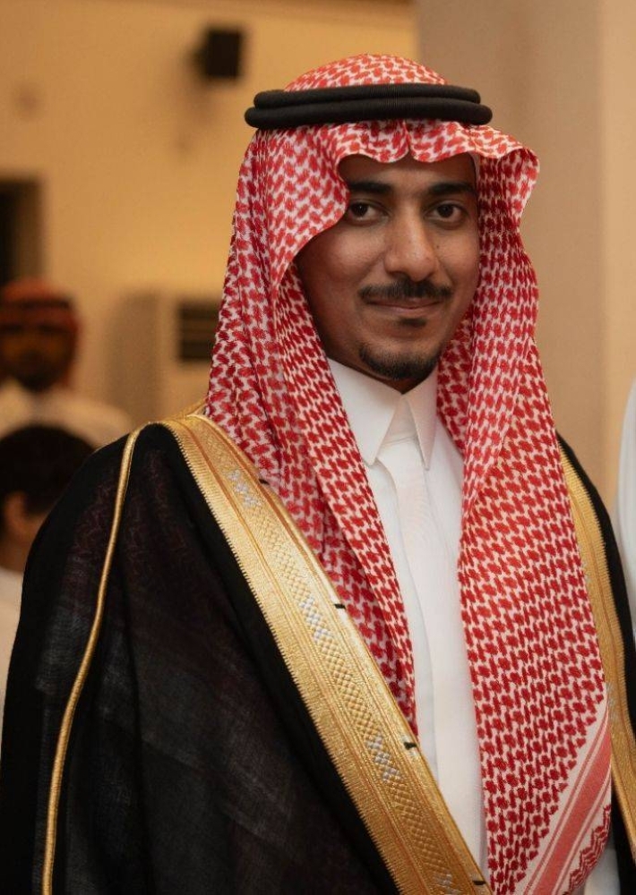 عزيز يودع حياة العزوبية