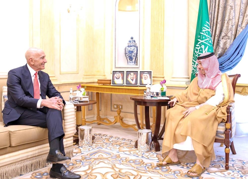 وزير الخارجية يبحث والمبعوث الأمريكي خطوات دعم الشعب السوري