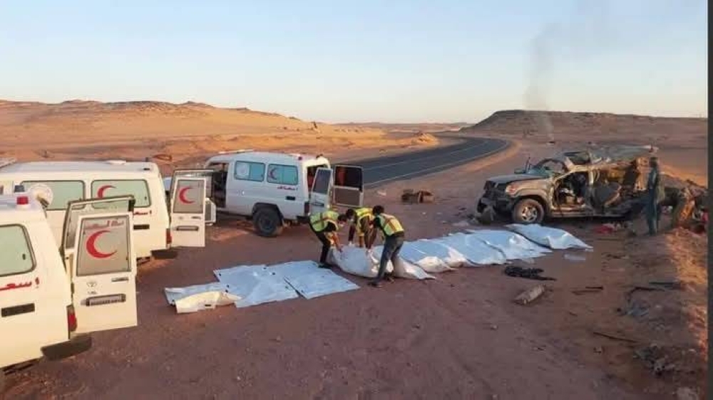 مأساة الصحراء.. مصرع 11 مهاجراً سودانياً بتصادم مروع في ليبيا