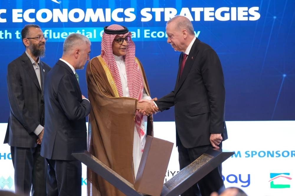 عبدالله صالح كامل: انطلاقة الاقتصاد الإسلامي بدأت من المدينة المنورة.. والمملكة رسّخت مبادئه
