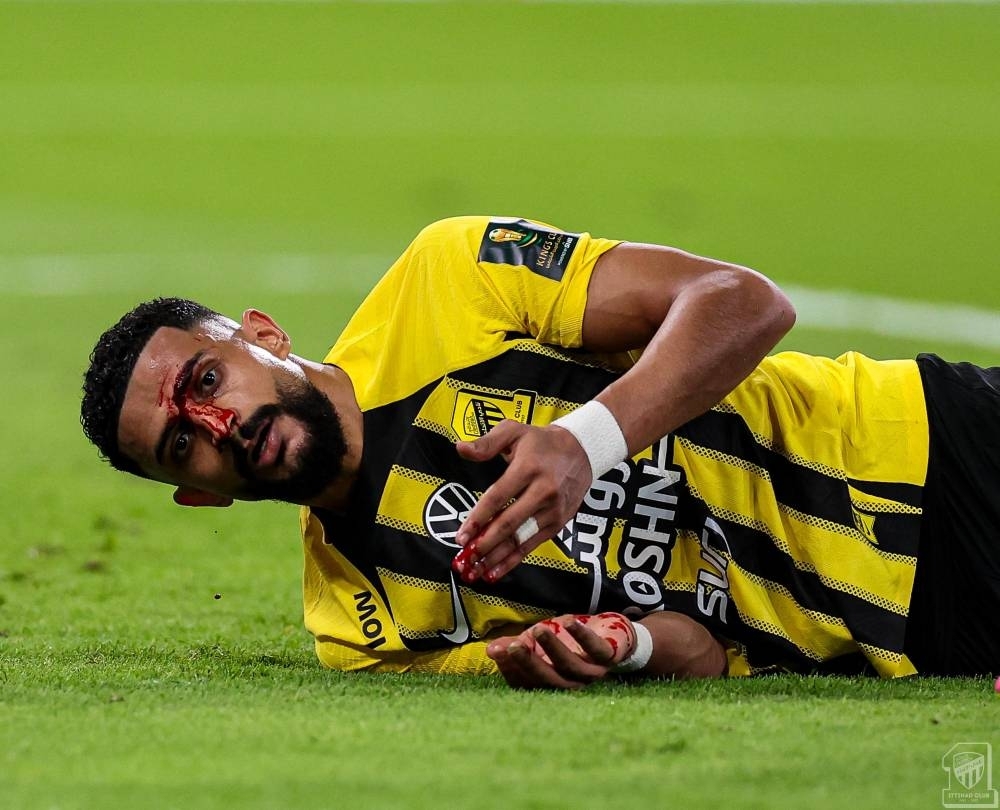 العمري يتجلى مع الاتحاد ويضرب أروع الأمثلة