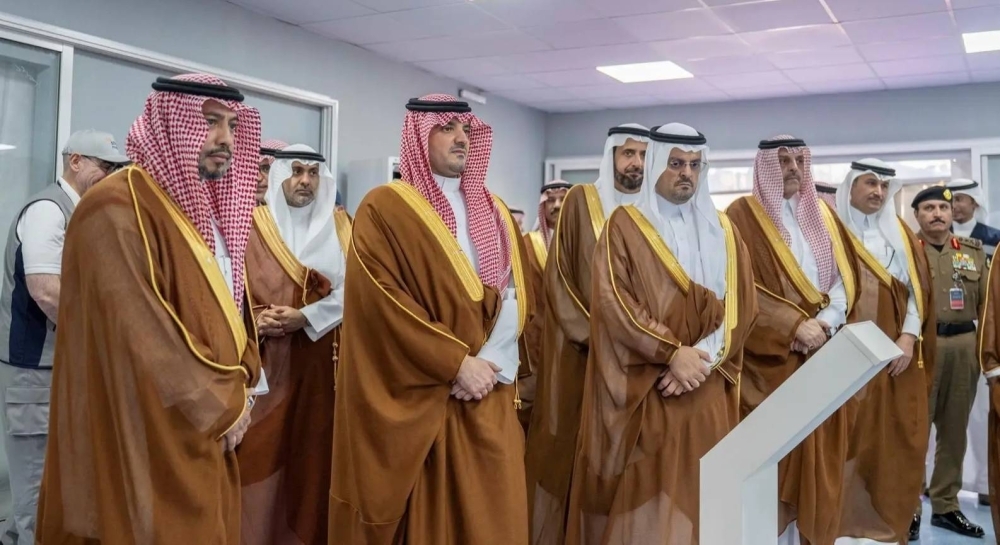وزير الداخلية يدشّن المستشفى الميداني التابع للوزارة في عرفات