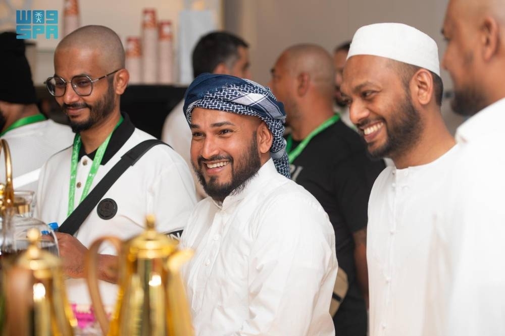 ضيوف برنامج خادم الحرمين: نعيش فرحة العمر وسط كرم الضيافة ورحابة الاستقبال