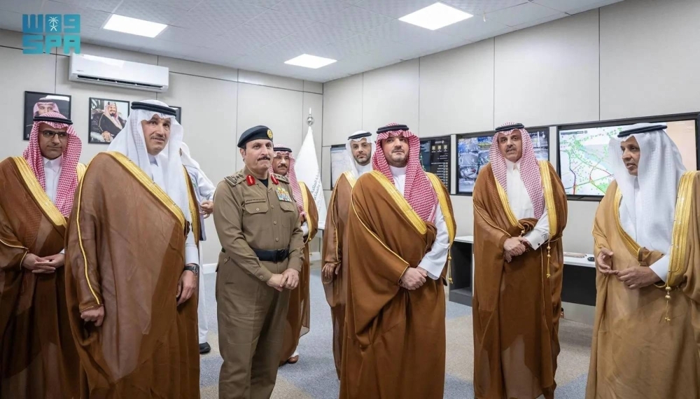 وزير الداخلية يزور مقر المركز العام للنقل التابع لـ«ملكية مكة والمشاعر» في مشعر عرفة