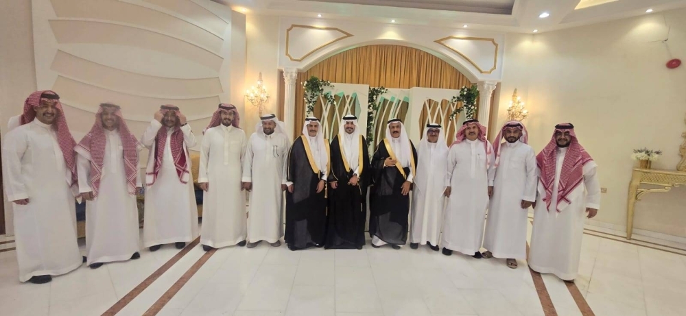 آل قبيس يحتفلون بعبد الإله