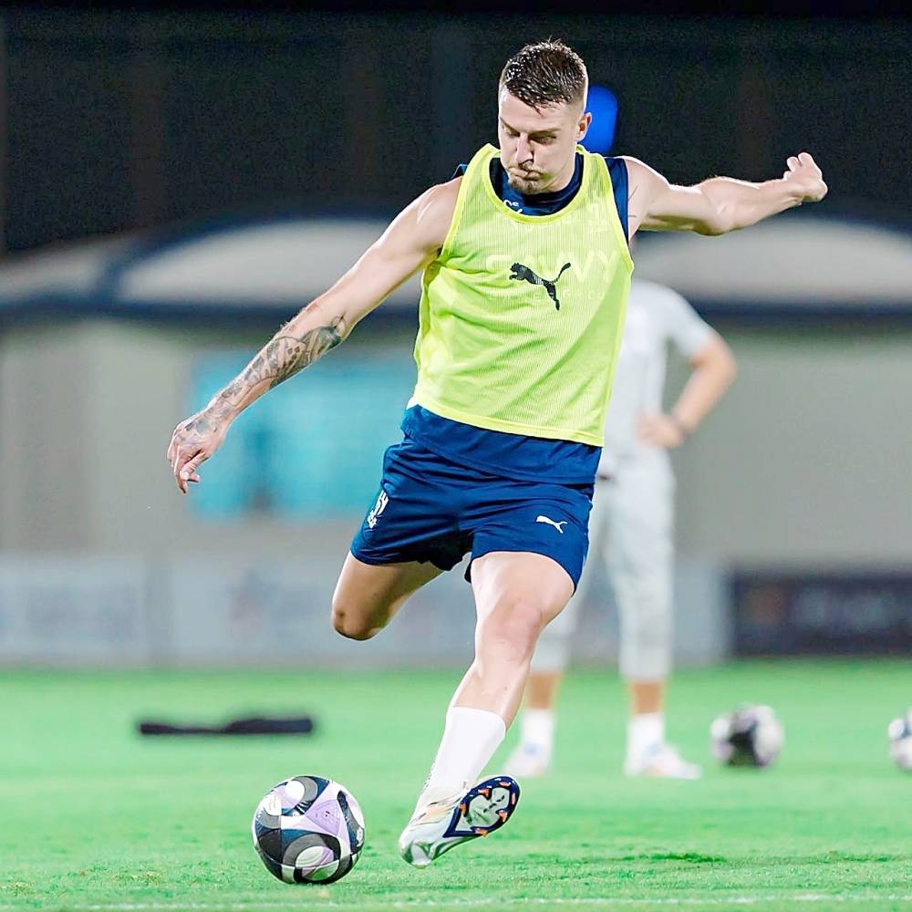 إنزاغي ينطلق مع الهلال من أمام الريال