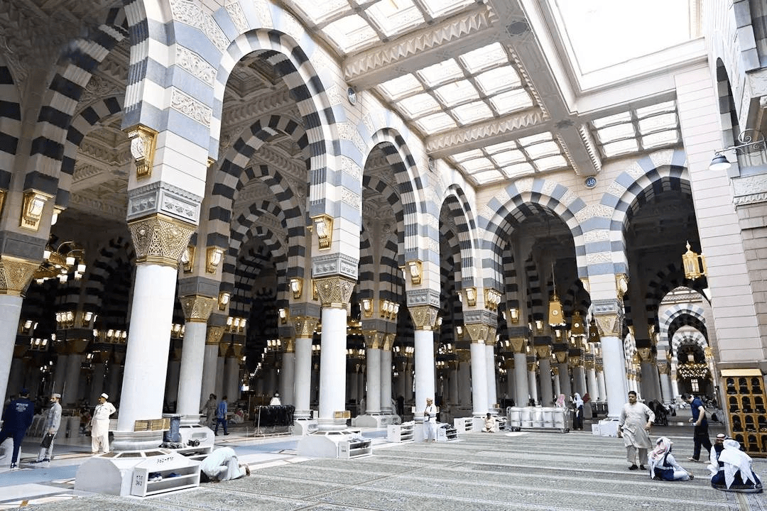 133,000 وحدة إضاءة في المسجد النبوي