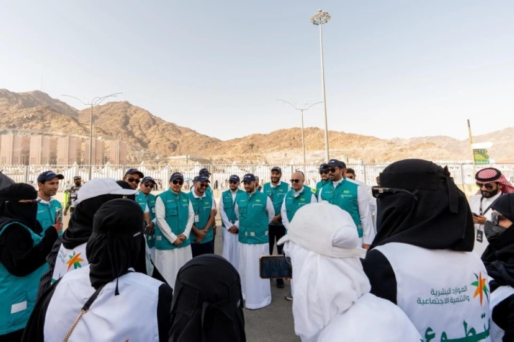 «الموارد البشرية»: 43 ألف تأشيرة عمل مؤقت و12 ألف متطوع في الحج