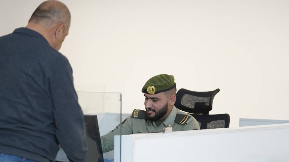 جوازات منفذ الحديثة تنهي إجراءات مغادرة ضيوف الرحمن بعد أدائهم مناسك الحج