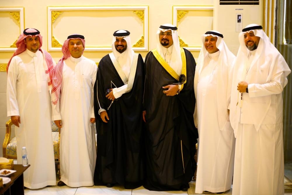 أبو الخير يحتفي بزواج نواف