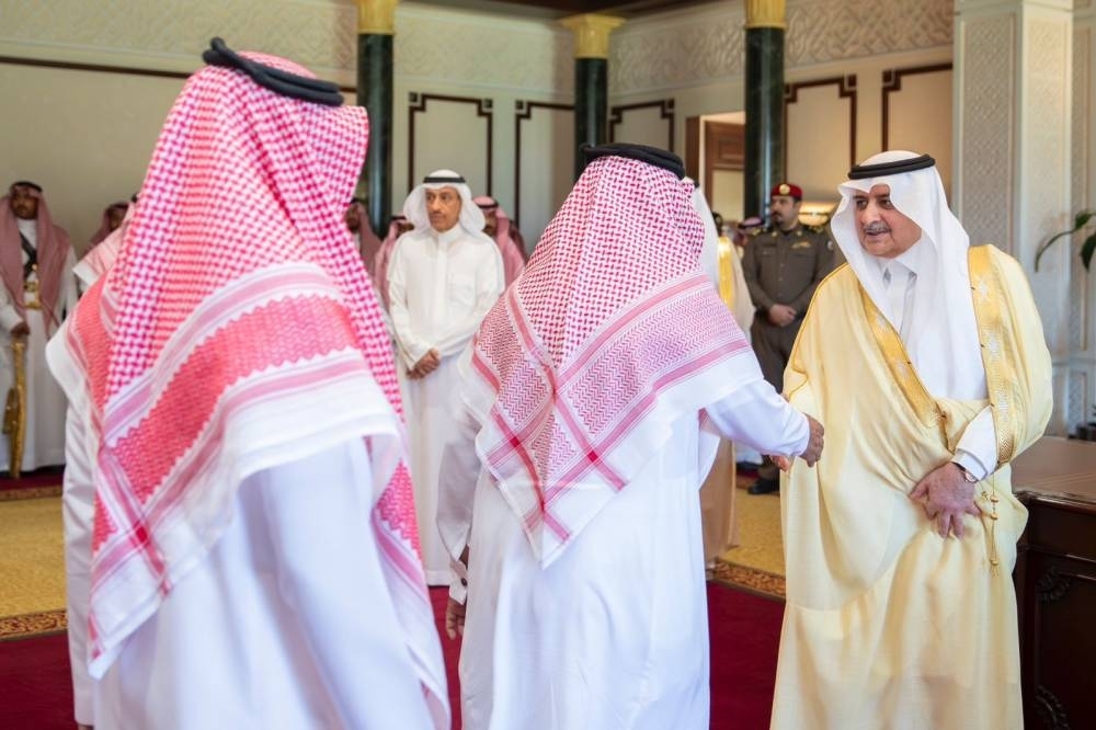أمير تبوك يستقبل وكلاء ومنسوبي الإمارة بمناسبة عيد الأضحى المبارك