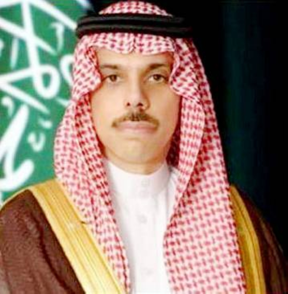 وزير الخارجية يبحث مع نظيره الفرنسي تداعيات أمن المنطقة واستقرارها