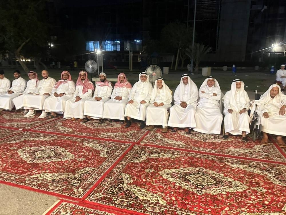 آل شاطر يستقبلون المعزين في إبراهيم